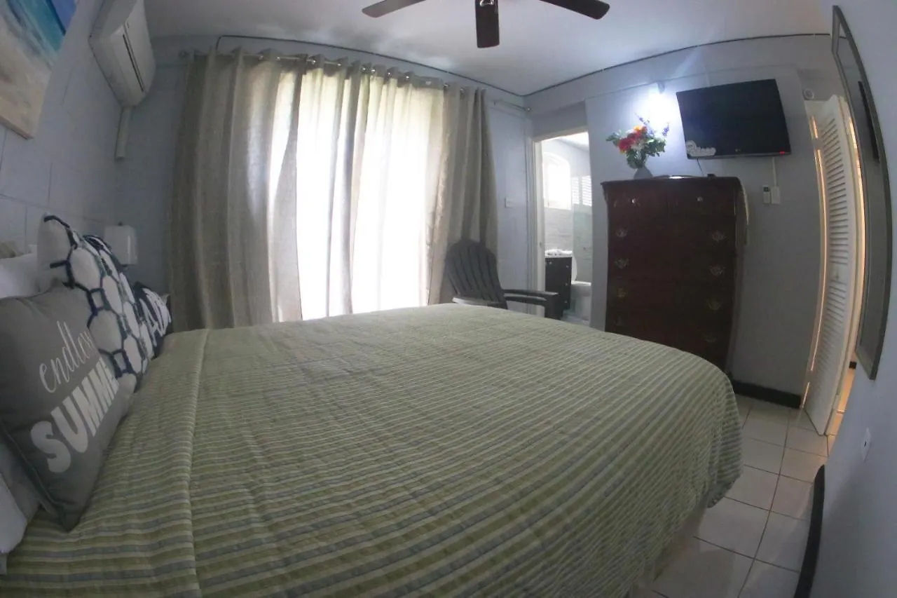 Fisherman Point Beach Resort أوشو ريوس 3*,  جامايكا